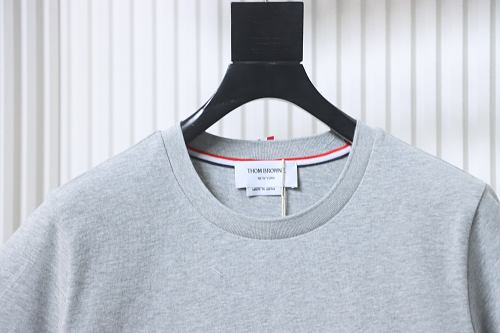 EM Sneakers Thom Browne Tennis Puppy Print T-Shirt Gray