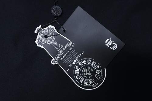 EM Sneakers Chrome Hearts SS26 Black T-Shirt with Pink-Outline Horseshoe Logo Print