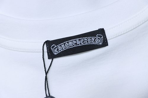 EM Sneakers Chrome Hearts SS26 White T-Shirt with Pink-Outline Horseshoe Logo Print