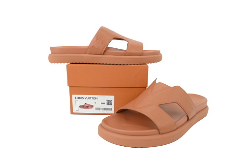 EM Sneakers Louis Vuitton Oasis Mule Shoes Khaki