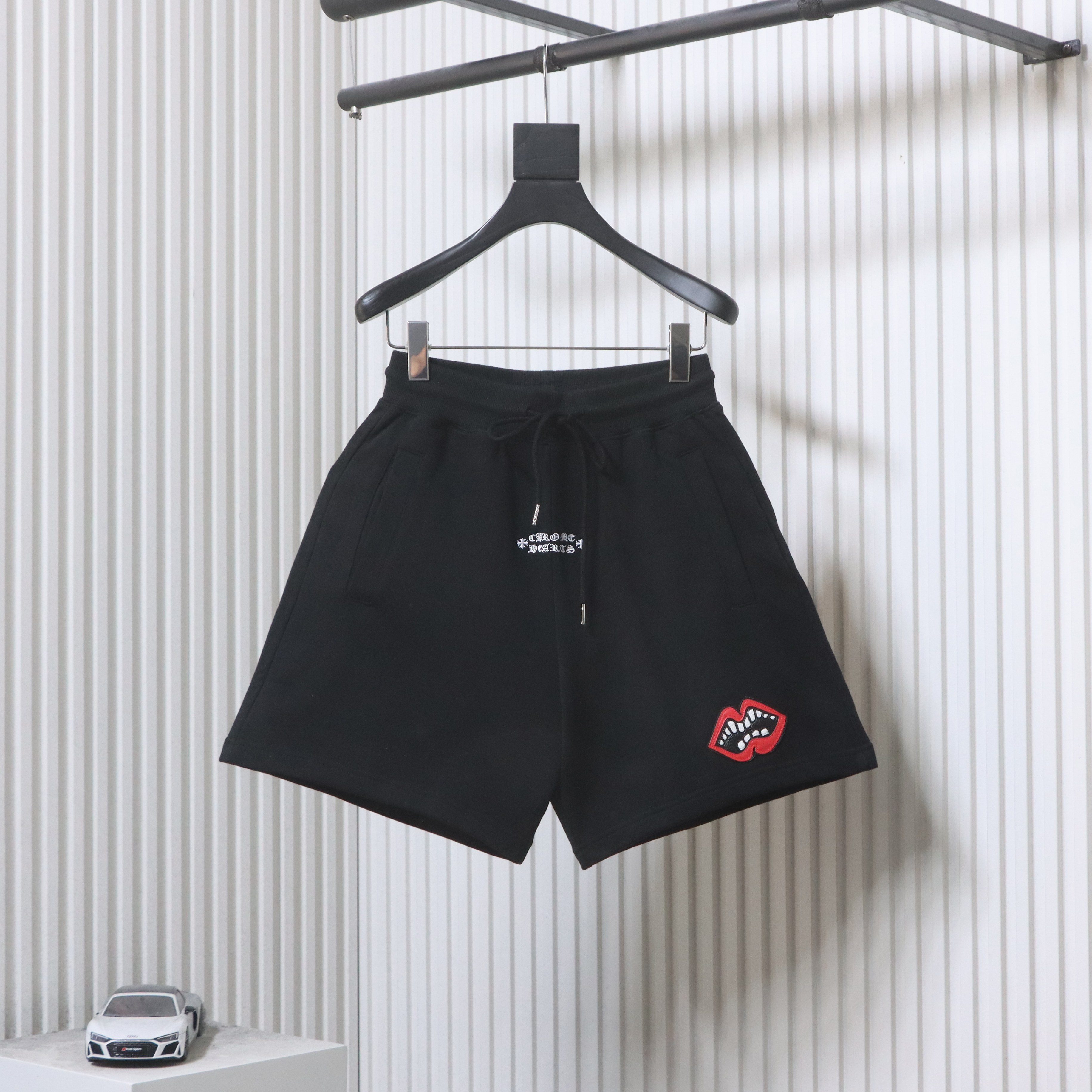 EM Sneakers Chrome Hearts SS26 Red Lips Appliqué & Embroidery Shorts Black