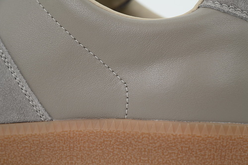 EM Sneakers Maison Margiela Replica Grayish Brown