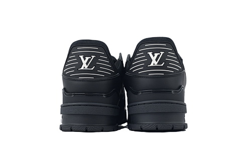EM Sneakers Louis Vuitton Trainer(NFC Chip Edition)Black Embossed Monogram