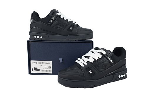 EM Sneakers Louis Vuitton Trainer(NFC Chip Edition)Black Embossed Monogram