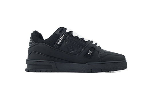 EM Sneakers Louis Vuitton Trainer(NFC Chip Edition)Black Embossed Monogram