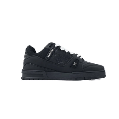 EM Sneakers Louis Vuitton Trainer(NFC Chip Edition)Black Embossed Monogram 02