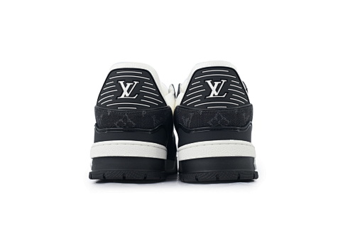 EM Sneakers Louis Vuitton Trainer(NFC Chip Edition)Black Jean