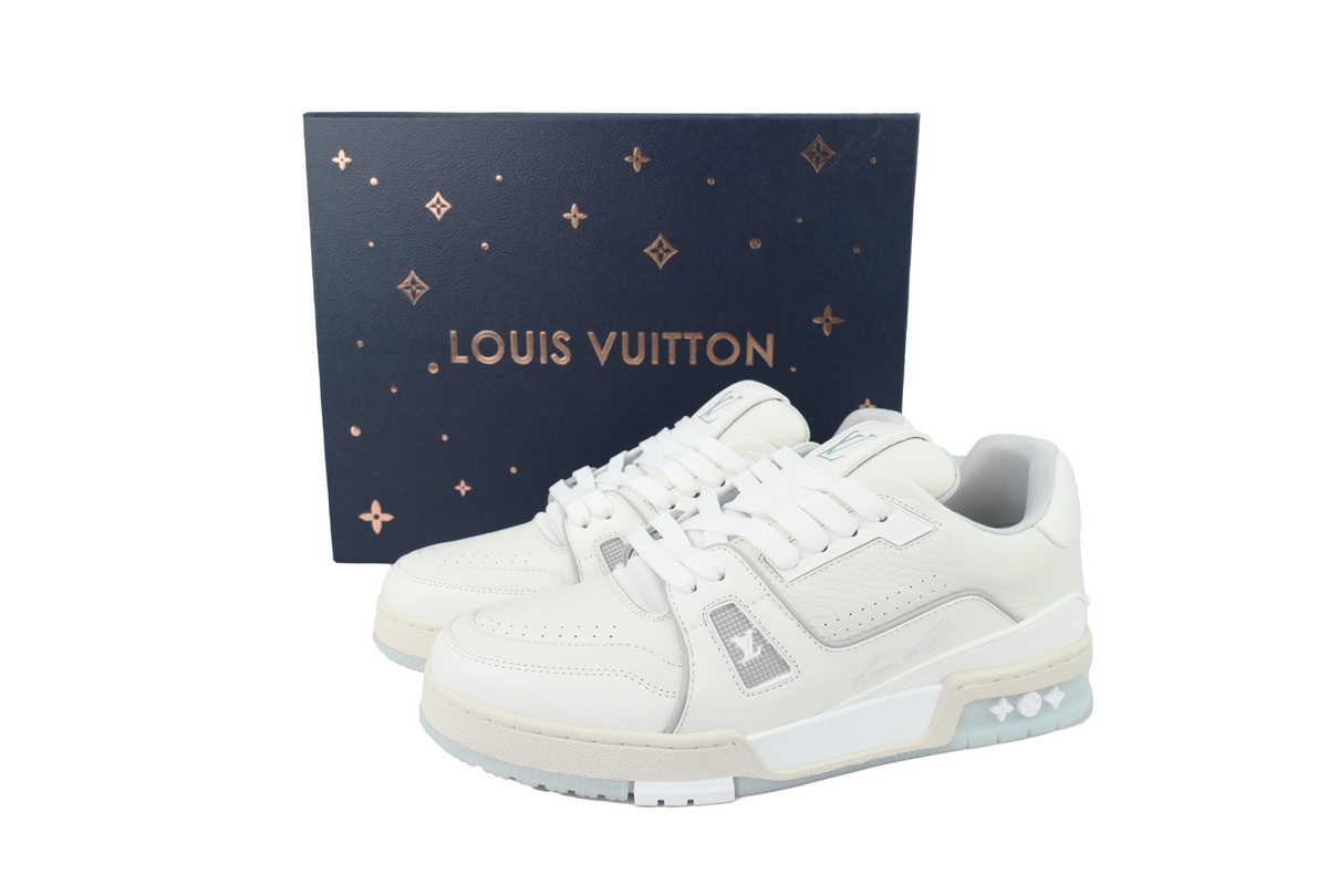 EM Sneakers Louis Vuitton Trainer(NFC Chip Edition)Cream White Grey Signature