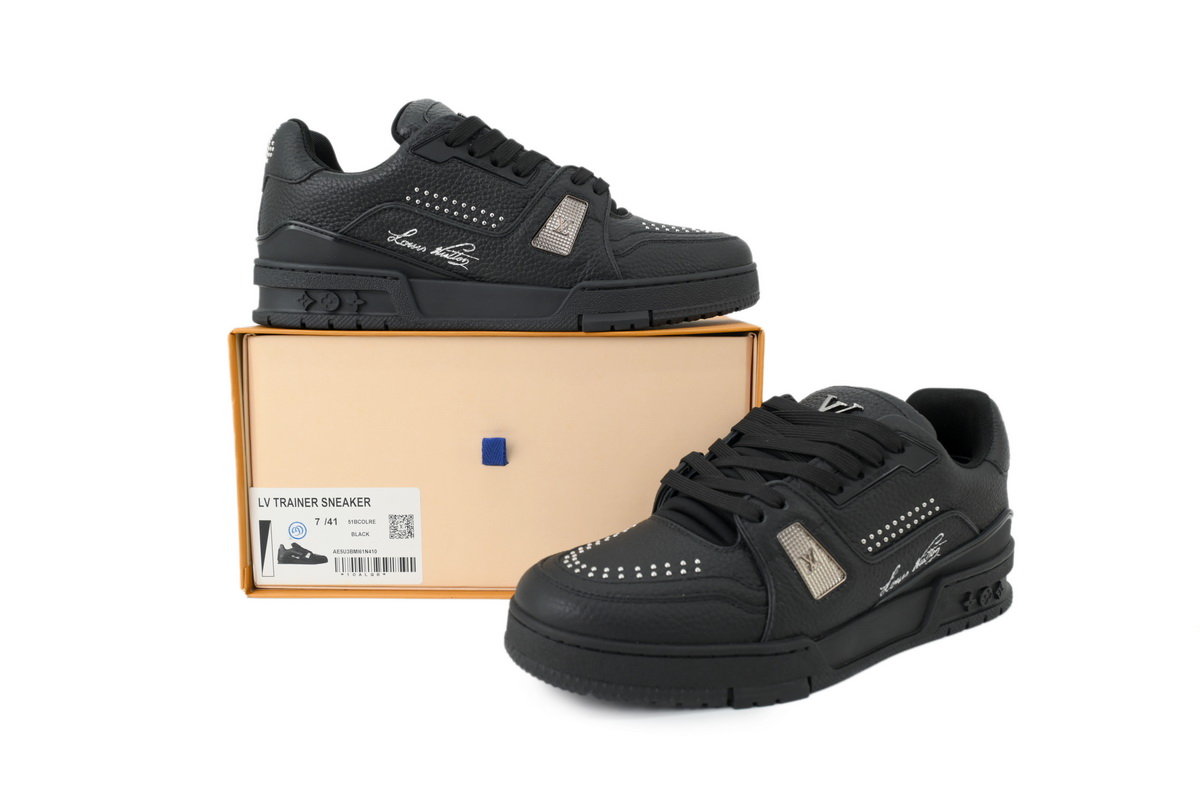 EM Sneakers Louis Vuitton Trainer Sneaker(NFC Chip Edition)Black Calf Leather