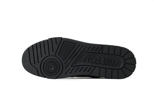 EM Sneakers Louis Vuitton Trainer Sneaker(NFC Chip Edition)Black Calf Leather