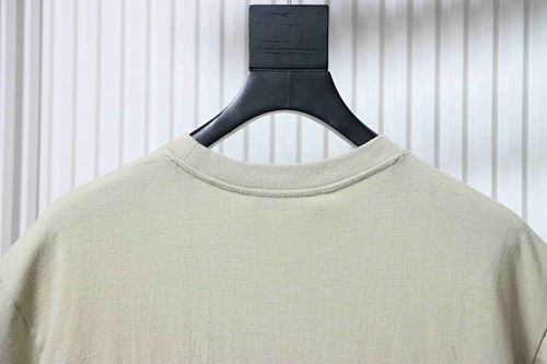 EM Sneakers Acne Studios Letter-print Cotton T-shirt Neutrals