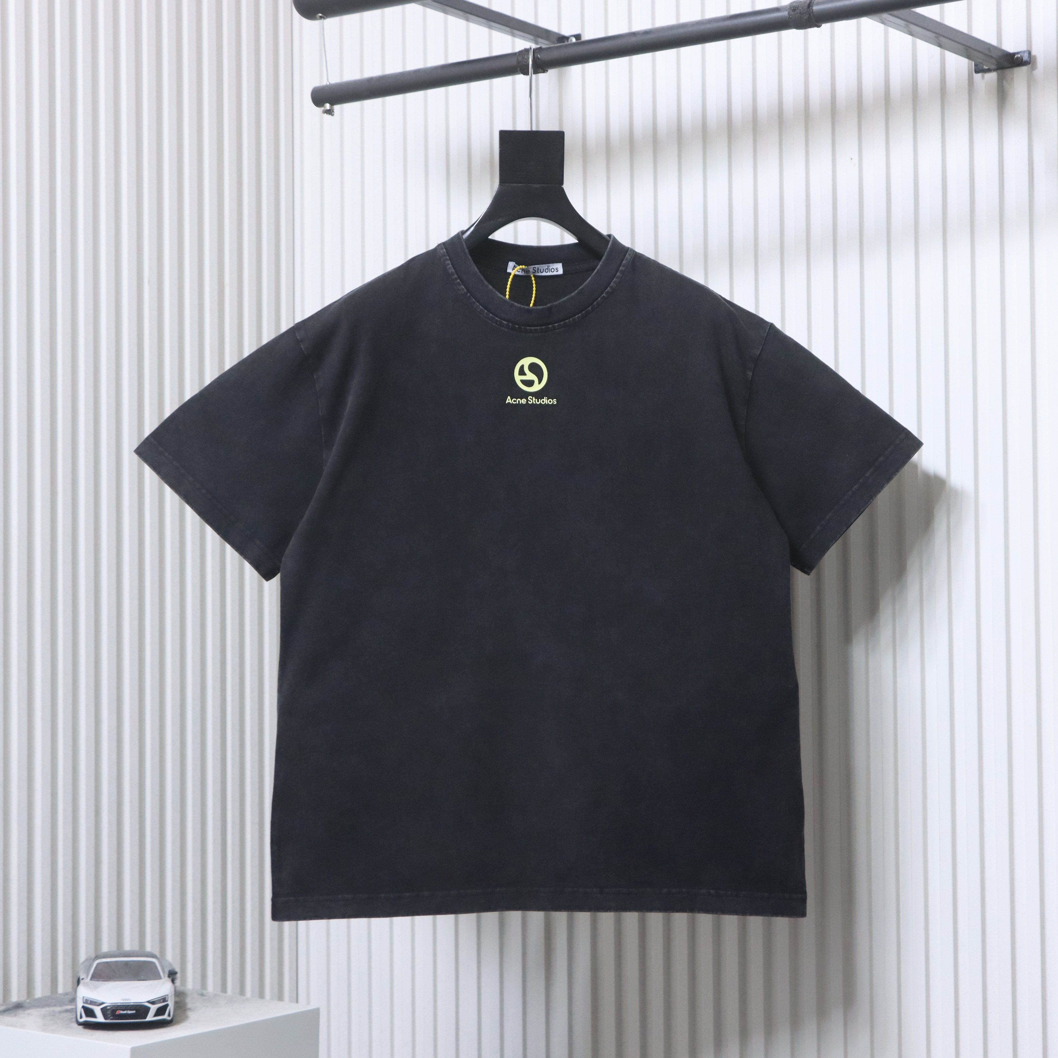 EM Sneakers Acne Studios Logo-embellished T-shirt Optical Black