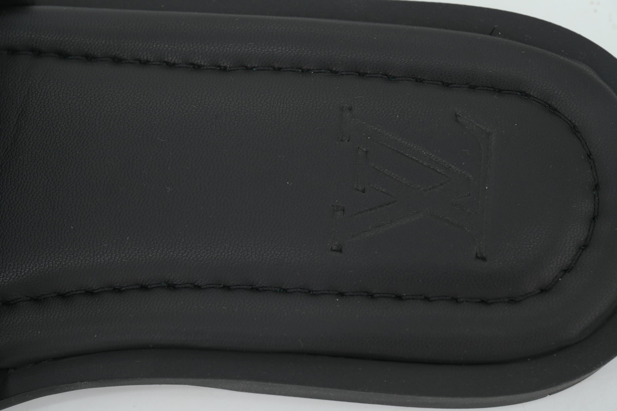 EM Sneakers Louis Vuitton LV Portofino Mule Black