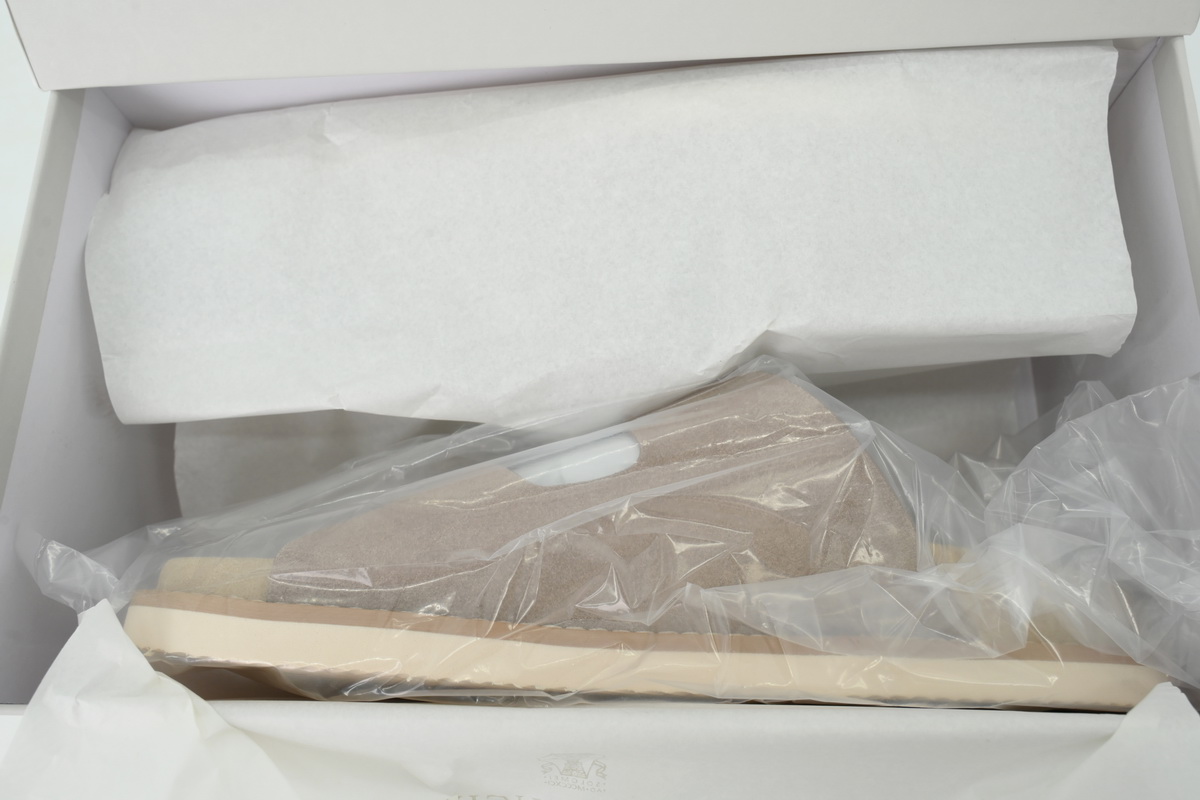 EM Sneakers Brunello Cucinelli Suede Slide Sandals Beige