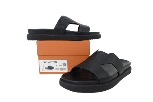 EM Sneakers Louis Vuitton Oasis Mule Shoes Black