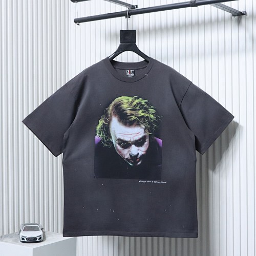 EM Sneakers SAINT MXXXXXX Joker Graphic Print T-shirt Black