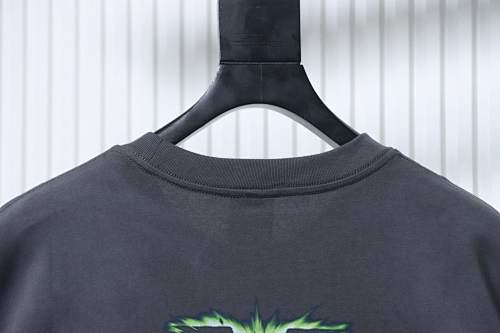 EM Sneakers SAINT MXXXXXX Joker Graphic Print T-shirt Black