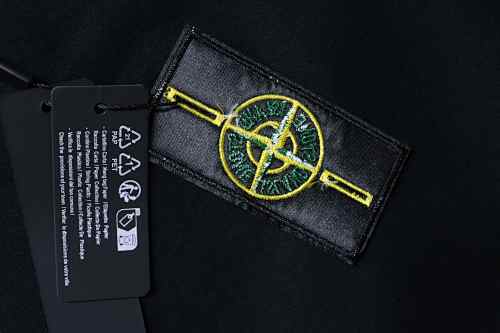 EM Sneakers Stone Island Cuff-Patch T-Shirt Black