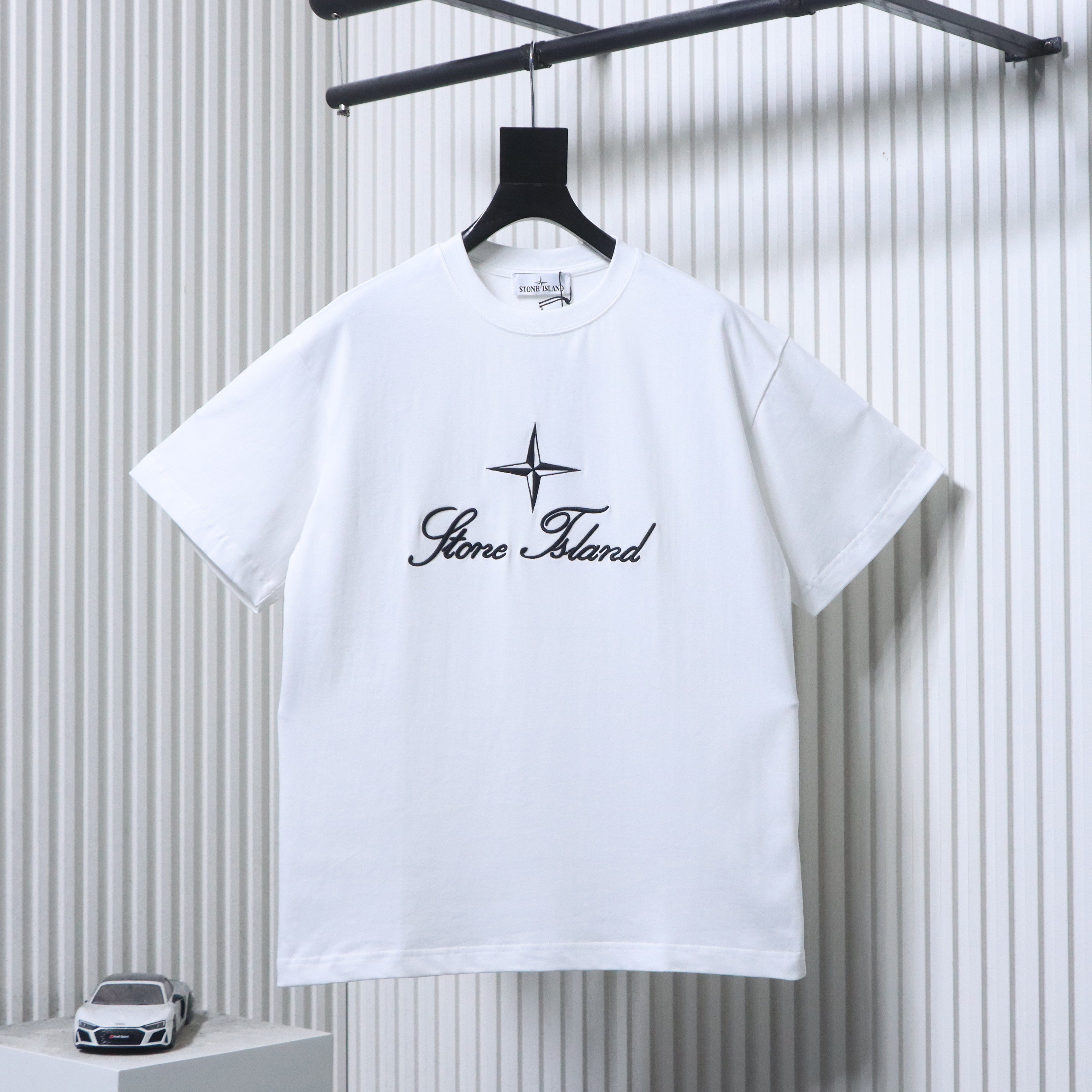 EM Sneakers Stone Island Embroidered Logo T-Shirt White