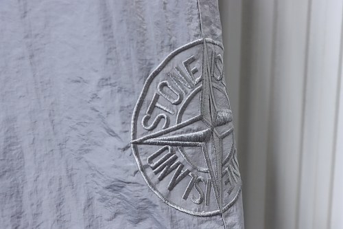 EM Sneakers Stone Island Gray Patch Shorts