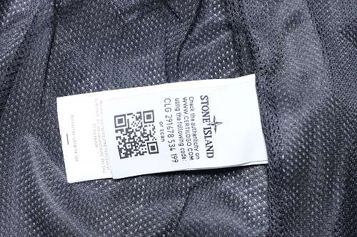 EM Sneakers Stone Island Gray Patch Shorts