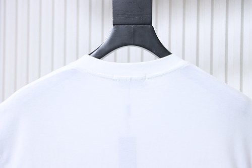 EM Sneakers Stone Island logo-print T-shirt White