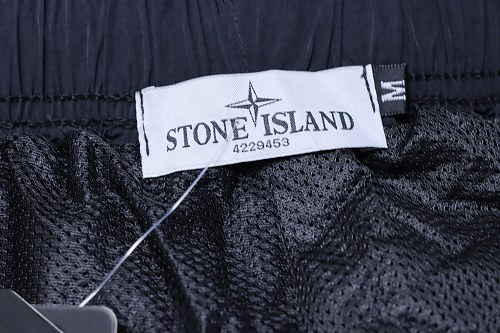 EM Sneakers Stone Island Navy L0219 Nylon Metal ECONYL Shorts