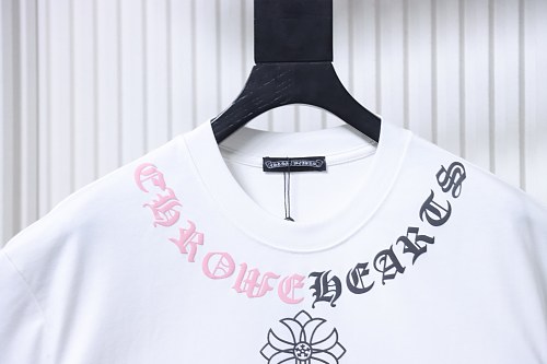 EM Sneakers Chrome Hearts Color-block Gothic Script & Cross Print T-Shirt White