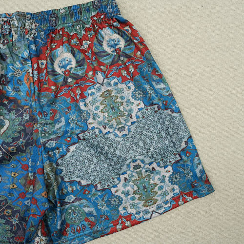 EM Sneakers Eric Emanuel EE Basic/Core Shorts Wallpaper/Red