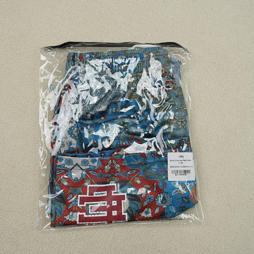 EM Sneakers Eric Emanuel EE Basic/Core Shorts Wallpaper/Red