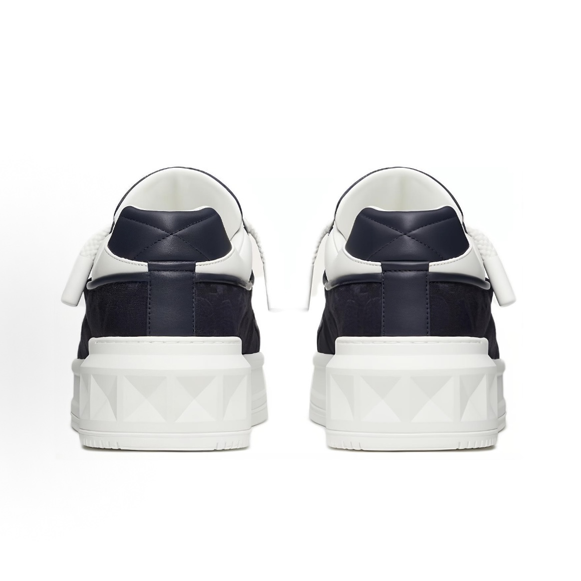 EM Sneakers Valentino Garavani One Stud XL Toile Iconographe Sneakers Black and White