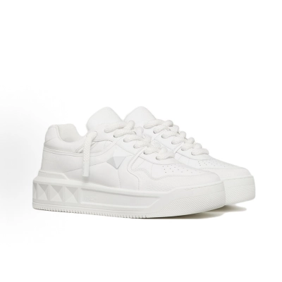 EM Sneakers Valentino Garavani One Stud XL Toile Iconographe Sneakers White 02