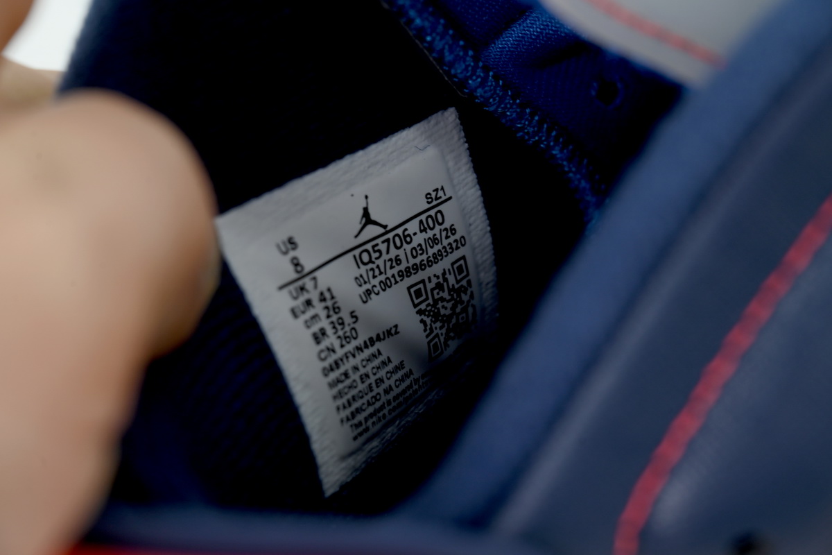 EM Sneakers Air Jordan 6 x Awake NY Retro Midnight Navy Infrared