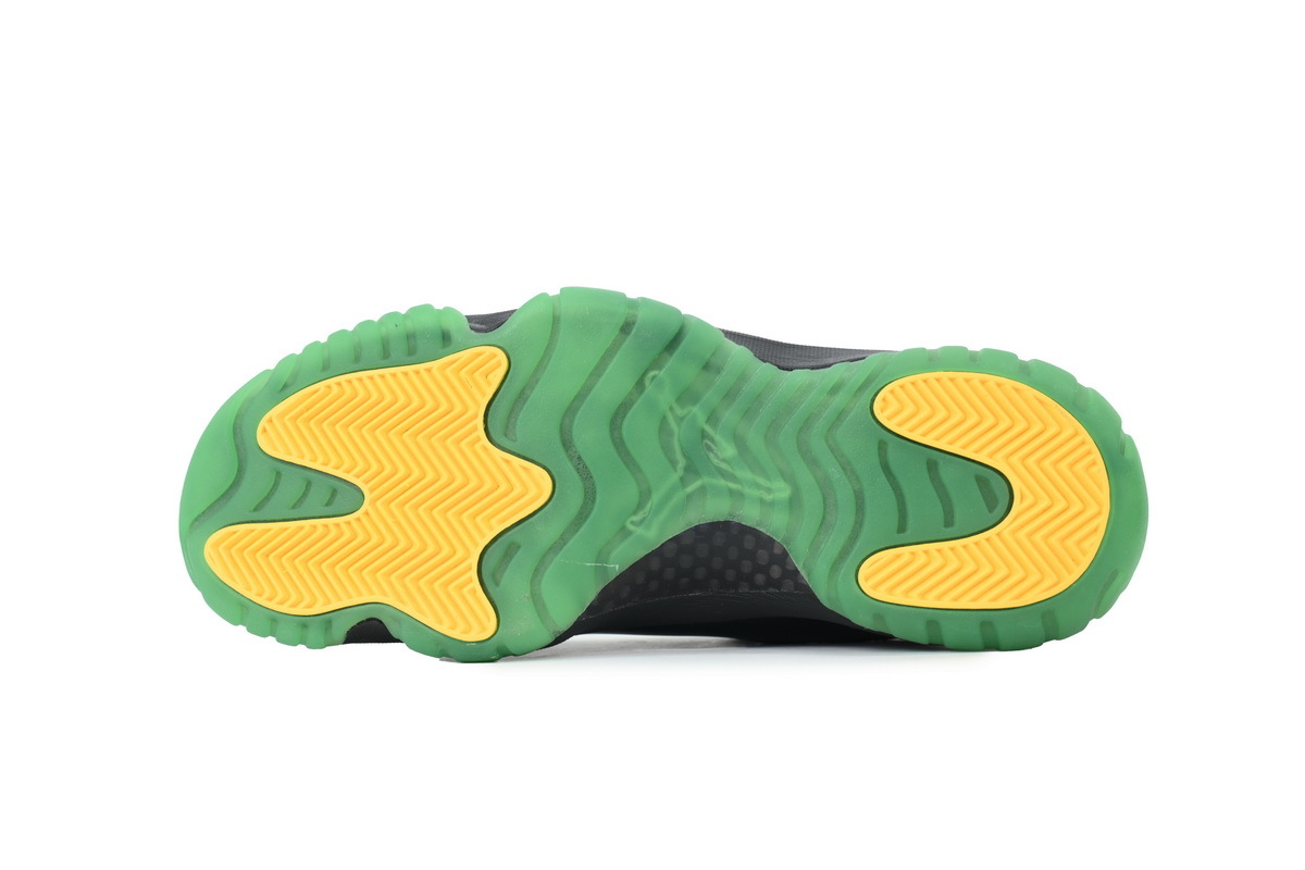 EM Sneakers Air Jordan 11 Retroan Tropica