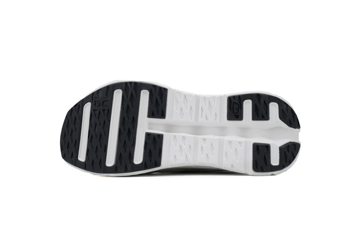 EM Sneakers On Cloudtilt 2 Tan White