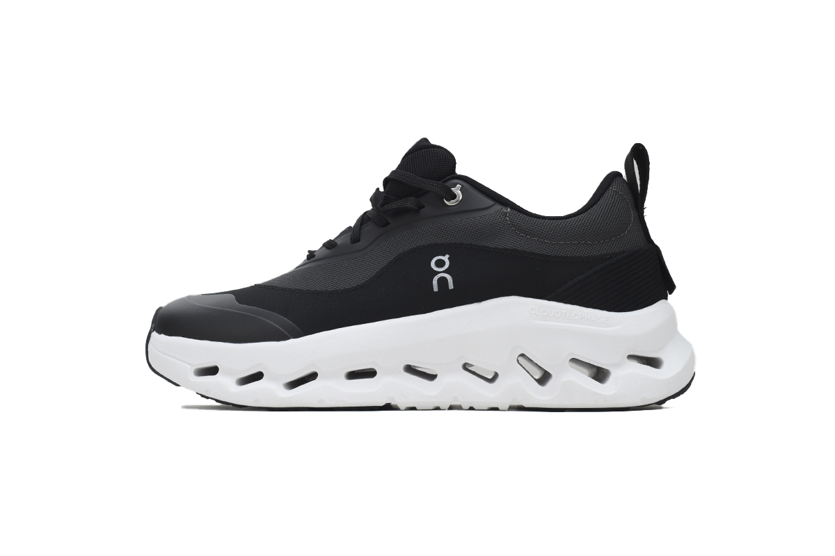 EM Sneakers On Cloudtilt 2 Black