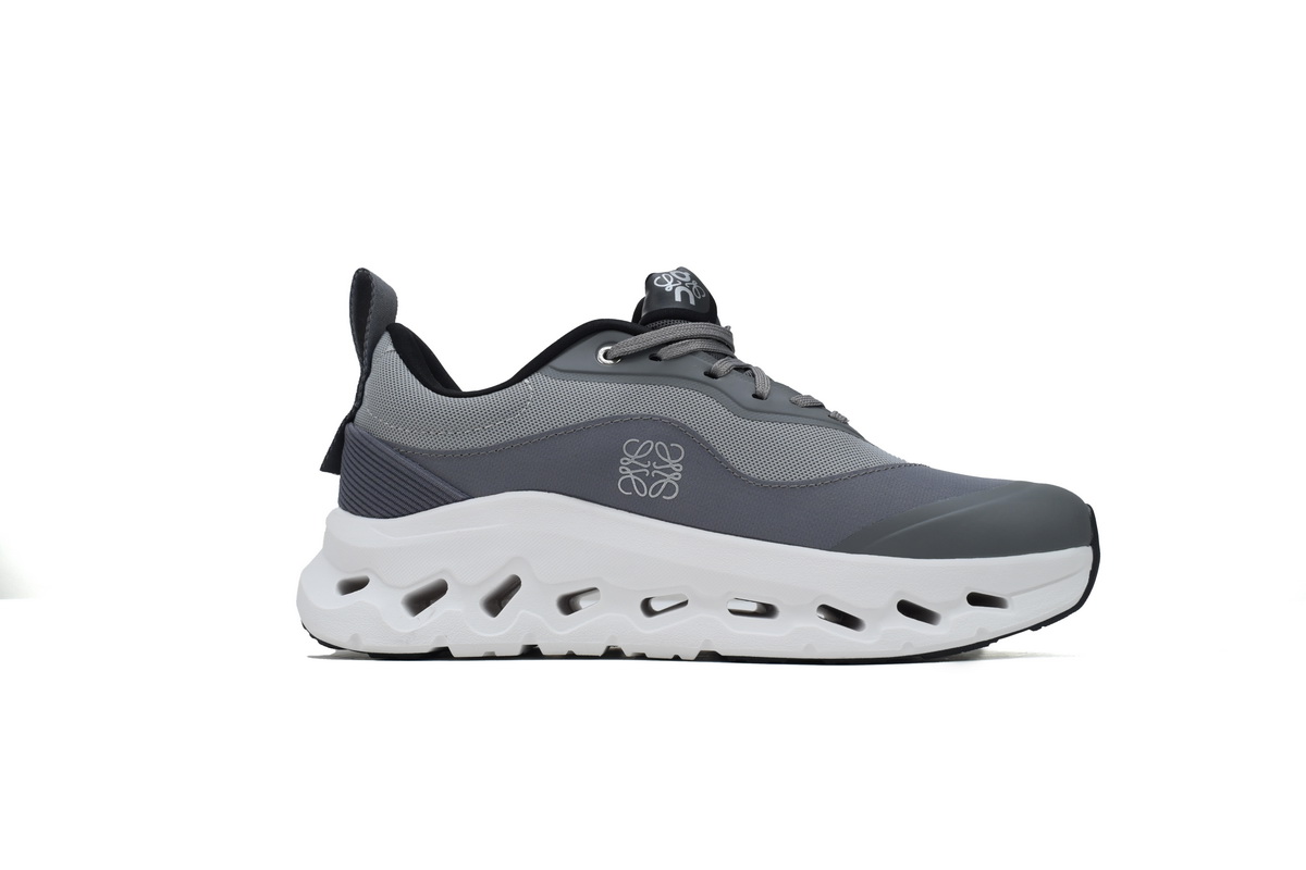 EM Sneakers On Cloudtilt 2 Grey White