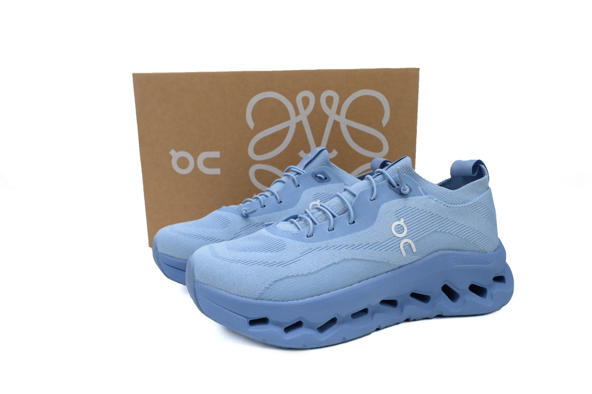 EM Sneakers On Cloudtilt Blue