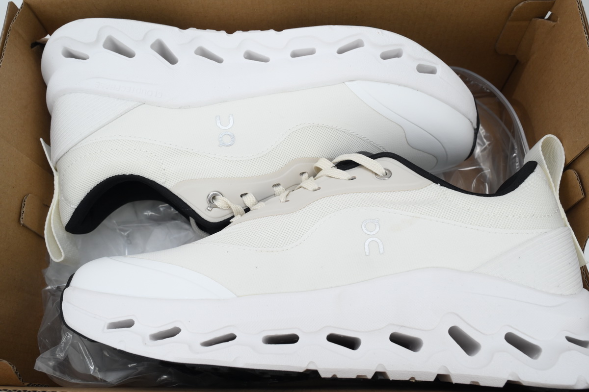 EM Sneakers On Cloudtilt 2 Sand White