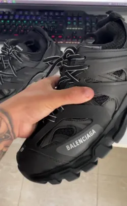 EM Sneakers Balenciaga Track Black review Brcue Danel