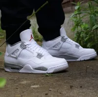 EM Sneakers Jordan 4 Retro White Oreo review 0