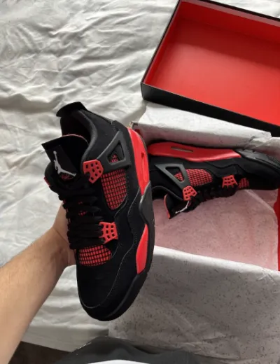 EM Sneakers Jordan 4 Retro Red Thunder review Chane Fitty