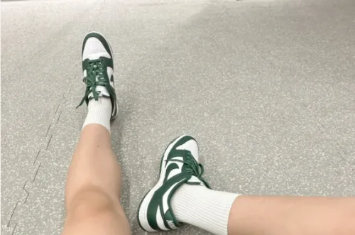 EM Sneakers Nike Dunk Low Michigan State review 
