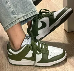 EM Sneakers Nike Dunk Low Medium Olive review Roo Boo