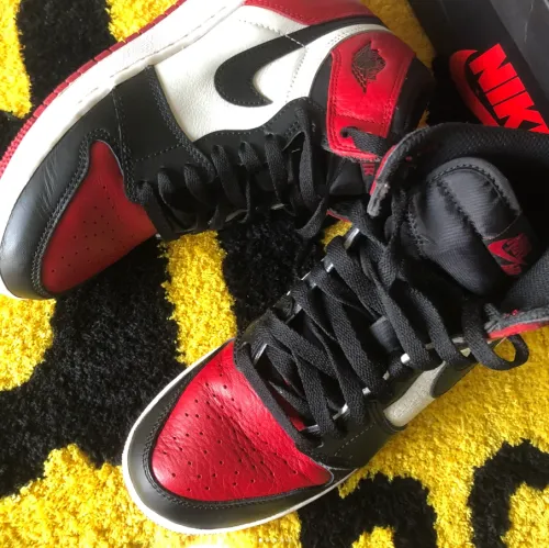 EM Sneakers Jordan 1 Retro High Bred Toe review 