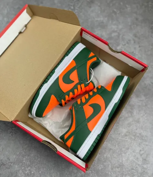 EM Sneakers Nike Dunk Low Orange Green review 
