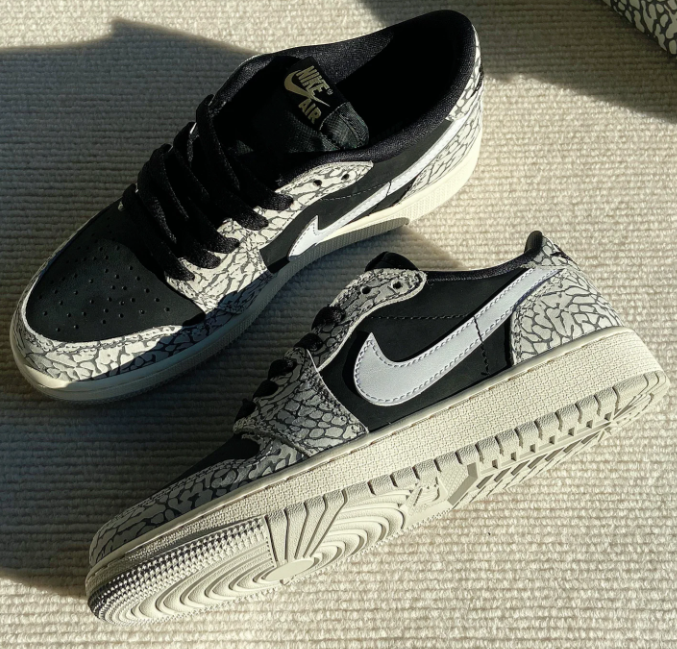 EM Sneakers Jordan 3 Retro Black Cement (2018) (Special Offer) review 0