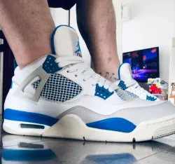 EM Sneakers Jordan 4 Retro Military Blue review Aoo Boo