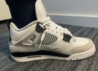 EM Sneakers Jordan 4 Retro Military Black review 0