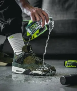 EM Sneakers Jordan 4 Retro SE Craft Medium Olive review Five Six